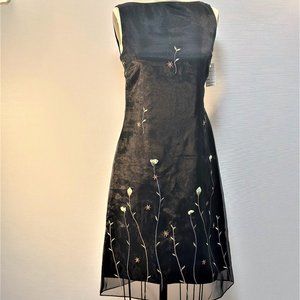 EMBROIDERED BLACK ORGANZA A-LINE DRESS WITH FLOWERS